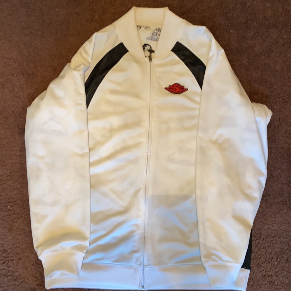Reversible Jordan Jacket - Picture 3 of 4